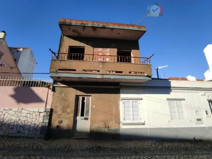 Moradia T3 para Venda em Caparica e Trafaria Foto 3