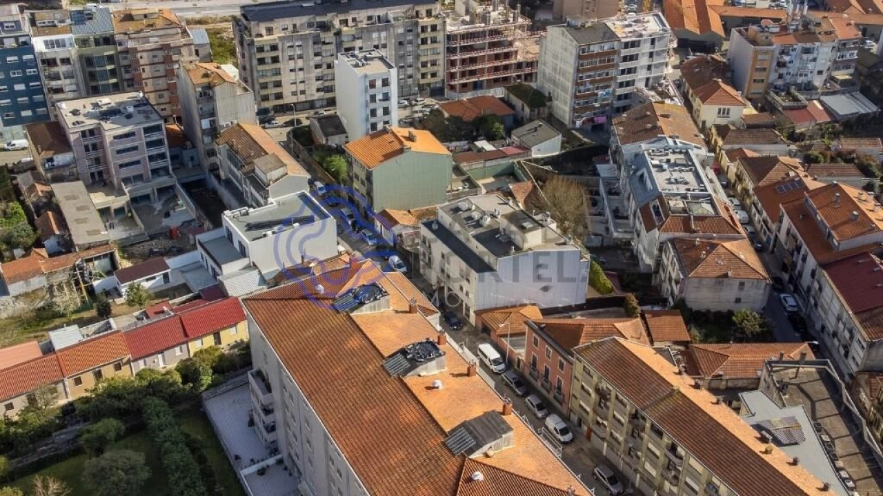 Apartamento T3 para Venda em Paranhos Foto 24