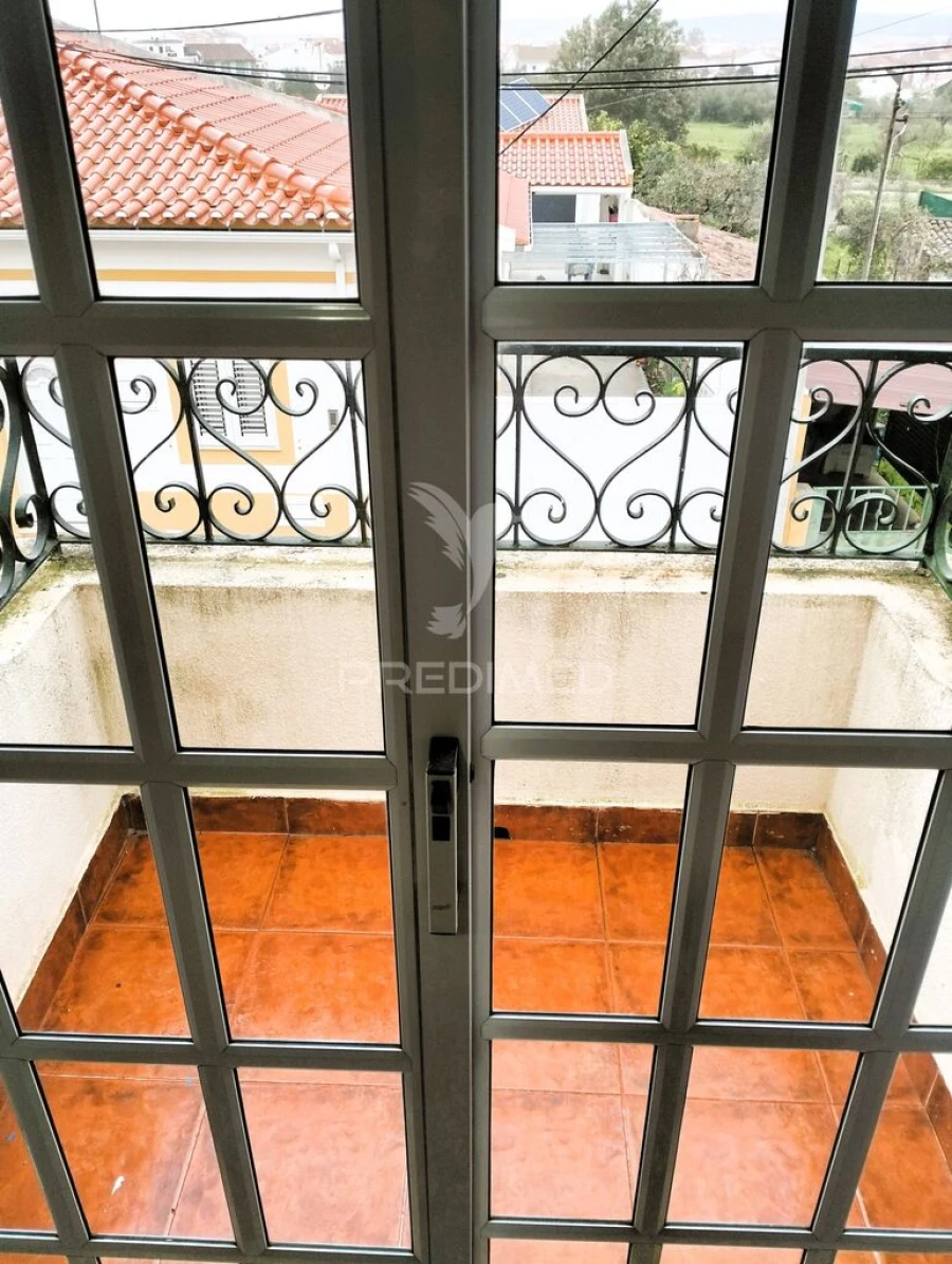 Moradia T3 para Venda em Nossa Sra de Fatima Foto 2