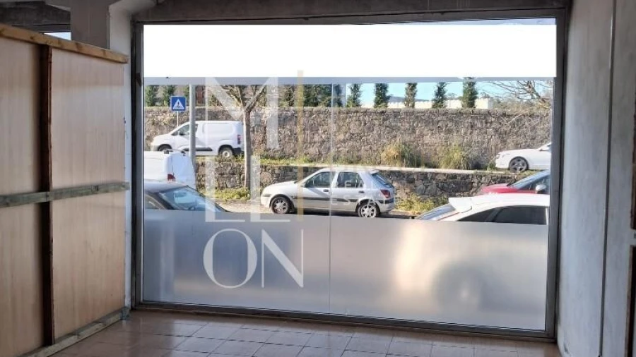 Armazém para Arrendamento em Touguinha e Touguinhó