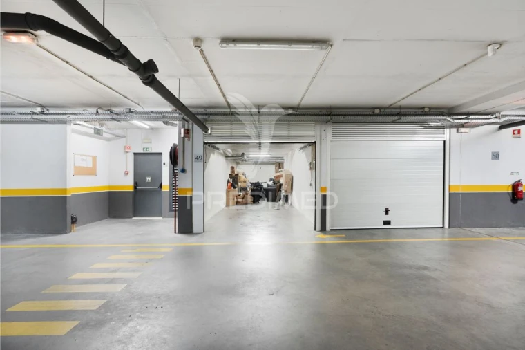 Apartamento T3 para Venda em Póvoa de Santa Iria e Forte da Casa Foto 16