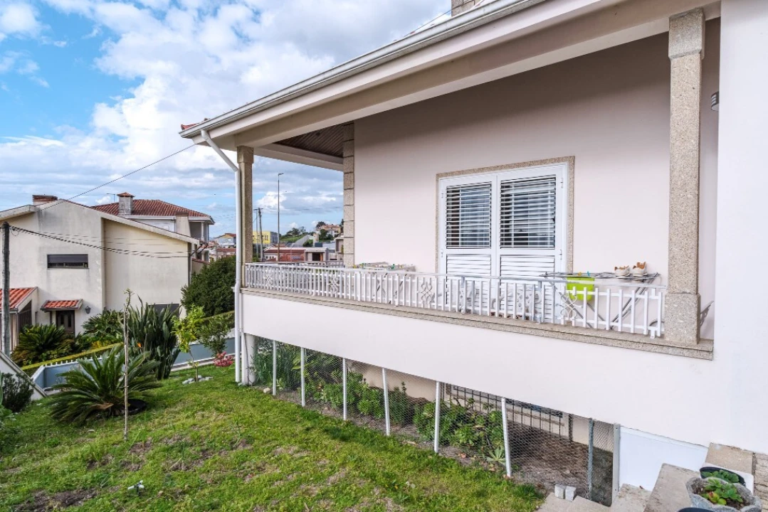 Moradia T4 para Venda em Rebordosa Foto 31