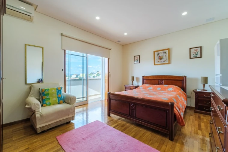 Moradia T4 para Venda em Rebordosa Foto 18