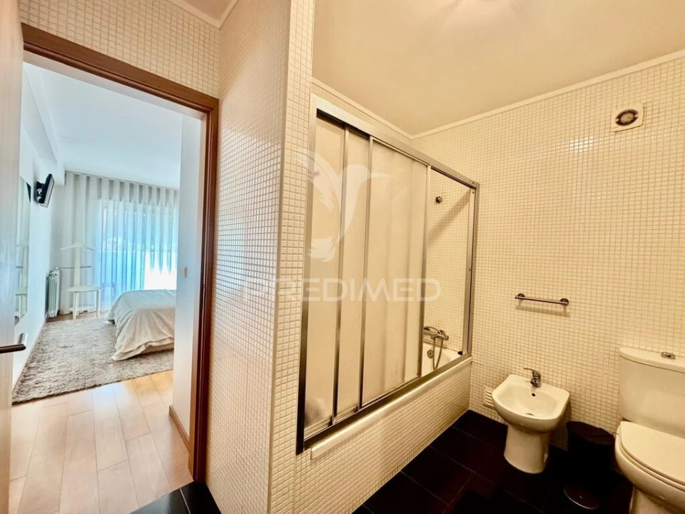 Apartamento T3 para Venda em Caldelas Foto 11