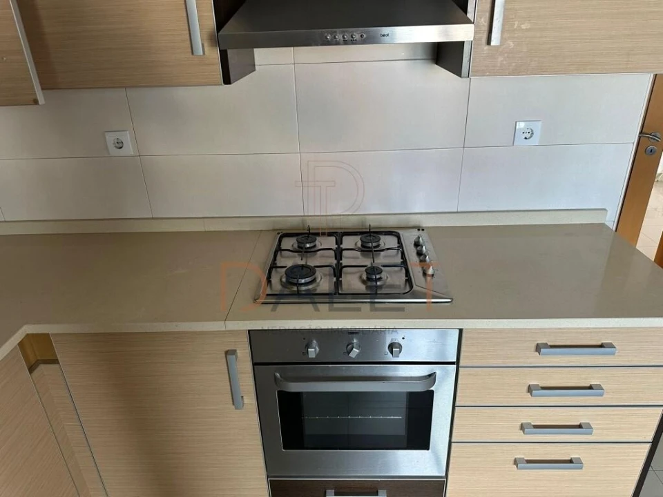 Apartamento T2 para Venda em Castelo Branco Foto 3