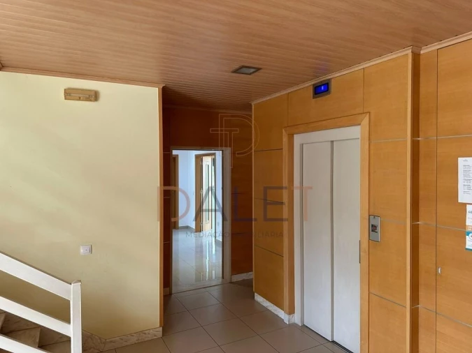 Apartamento T2 para Venda em Castelo Branco Foto 18