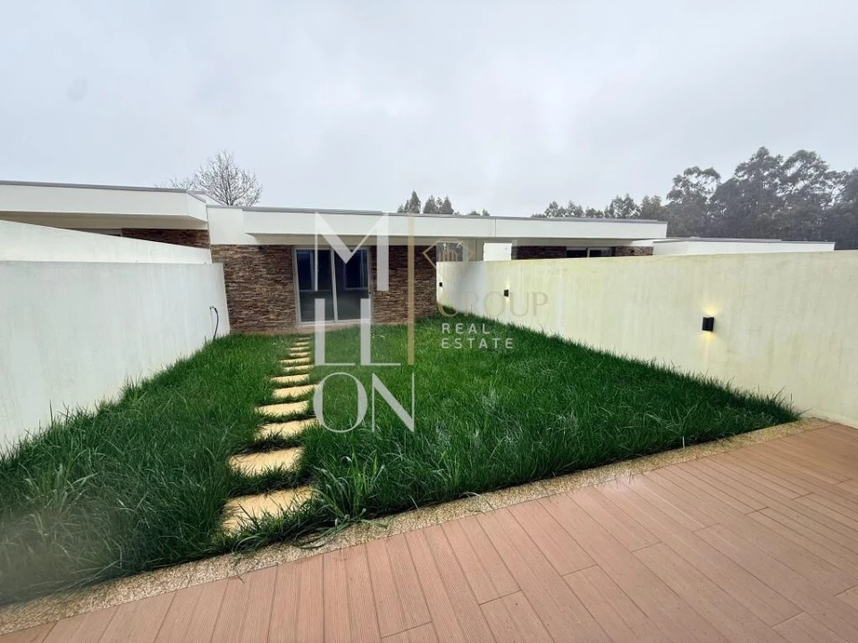 Moradia T3 para Venda em Bougado (São Martinho e Santiago) Foto 13