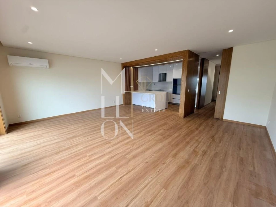 Moradia T3 para Venda em Bougado (São Martinho e Santiago) Foto 10