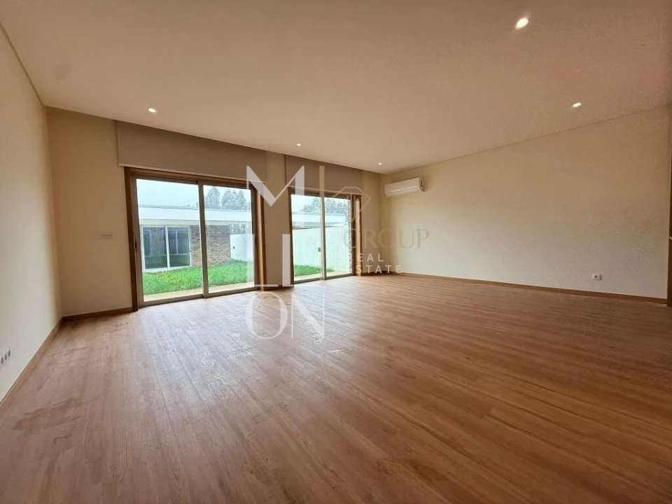 Moradia T3 para Venda em Bougado (São Martinho e Santiago) Foto 11