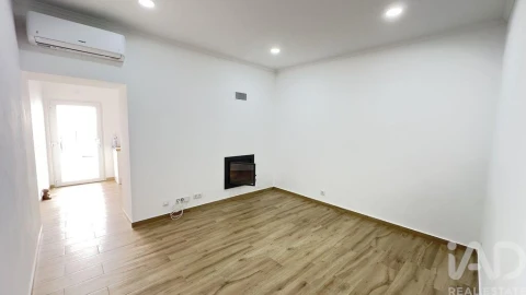 Moradia T2 para Venda em Safara e Santo Aleixo da Restauração