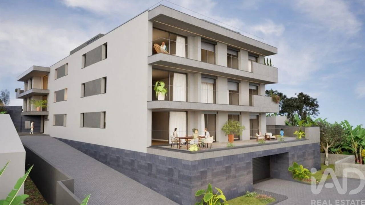 Apartamento T3 para Venda em Camara de Lobos Foto 1