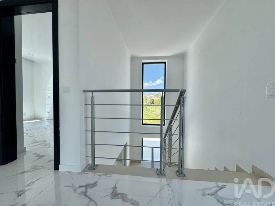 Moradia T3 para Venda em Lagos (São Sebastião e Santa Maria) Foto 25