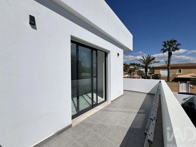 Moradia T3 para Venda em Lagos (São Sebastião e Santa Maria) Foto 23