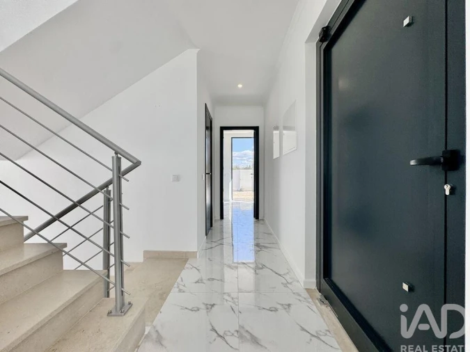 Moradia T3 para Venda em Lagos (São Sebastião e Santa Maria) Foto 7