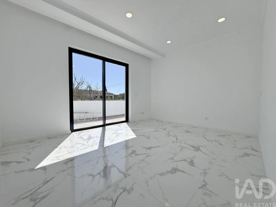 Moradia T3 para Venda em Lagos (São Sebastião e Santa Maria) Foto 21