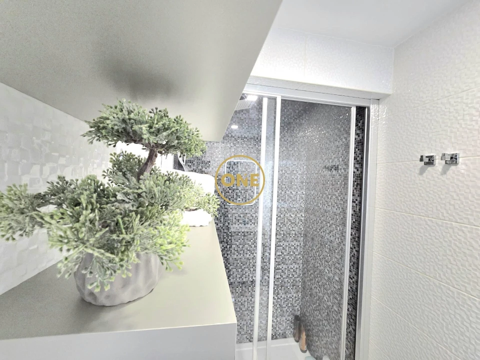 Apartamento T4 para Venda em Albufeira e Olhos de Água Foto 14