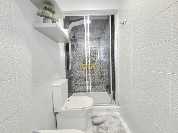 Apartamento T4 para Venda em Albufeira e Olhos de Água Foto 13