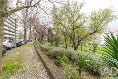 Apartamento T3 para Arrendamento em Olivais