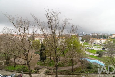 Apartamento T3 para Arrendamento em Olivais