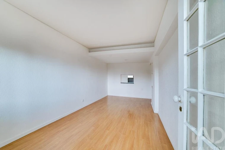 Apartamento T3 para Arrendamento em Olivais Foto 10