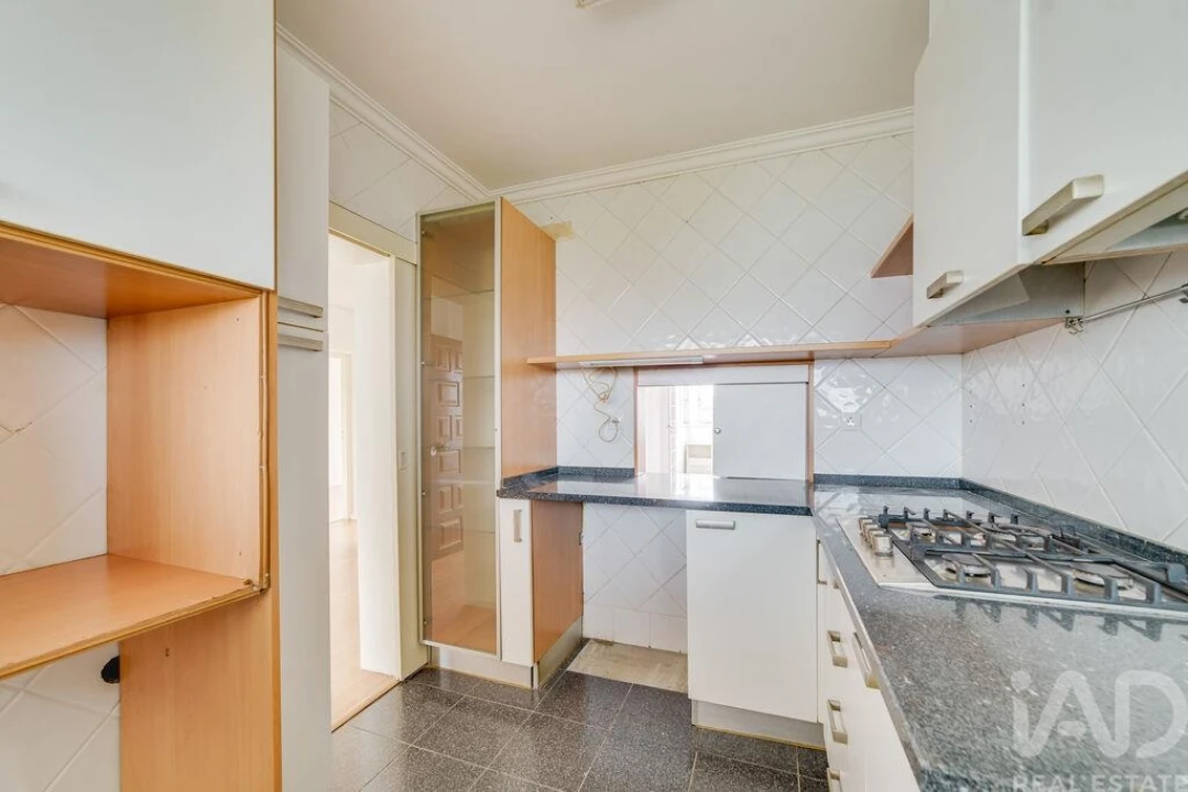 Apartamento T3 para Arrendamento em Olivais Foto 5