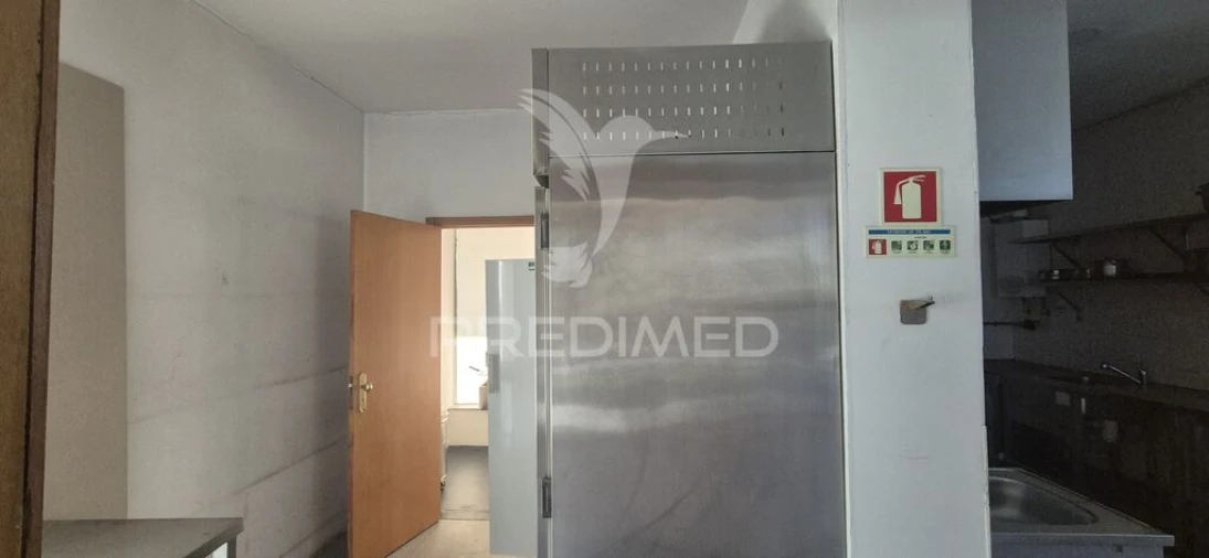 Loja para Venda em Real, Dume e Semelhe Foto 4