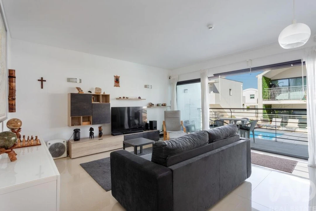 Apartamento T1 para Venda em Quinta do Anjo Foto 14