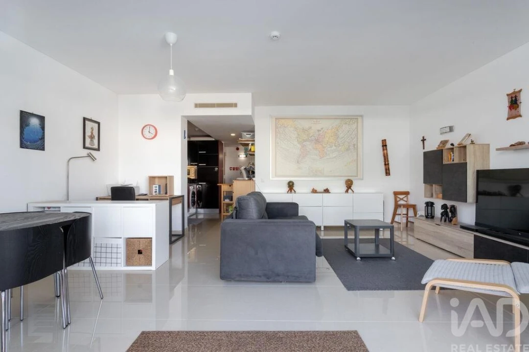 Apartamento T1 para Venda em Quinta do Anjo Foto 5