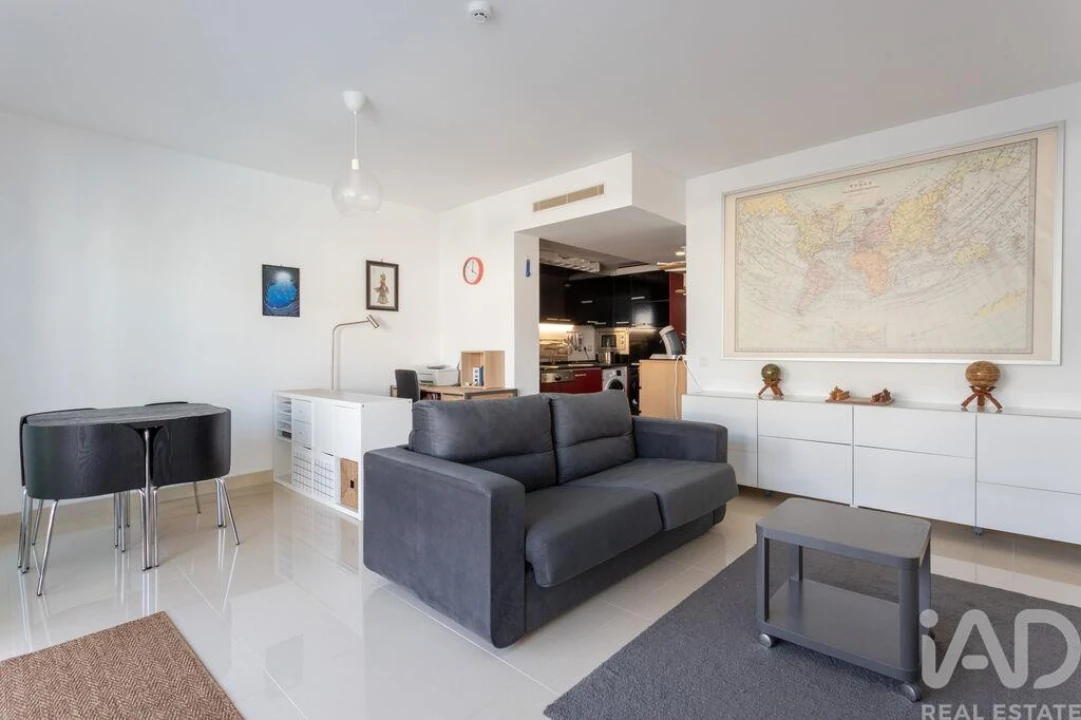 Apartamento T1 para Venda em Quinta do Anjo Foto 6