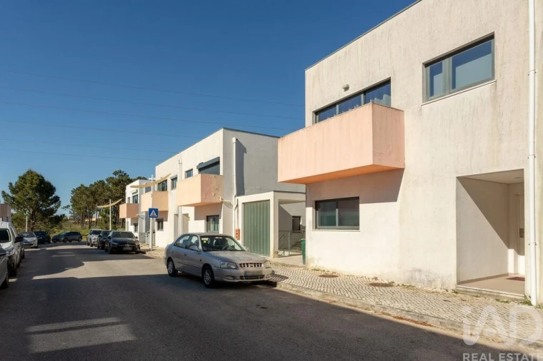 Apartamento T1 para Venda em Quinta do Anjo Foto 18