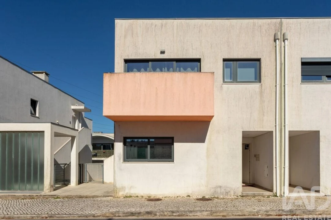 Apartamento T1 para Venda em Quinta do Anjo Foto 17
