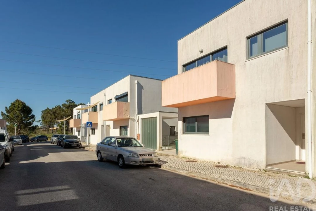 Apartamento T1 para Venda em Quinta do Anjo Foto 18