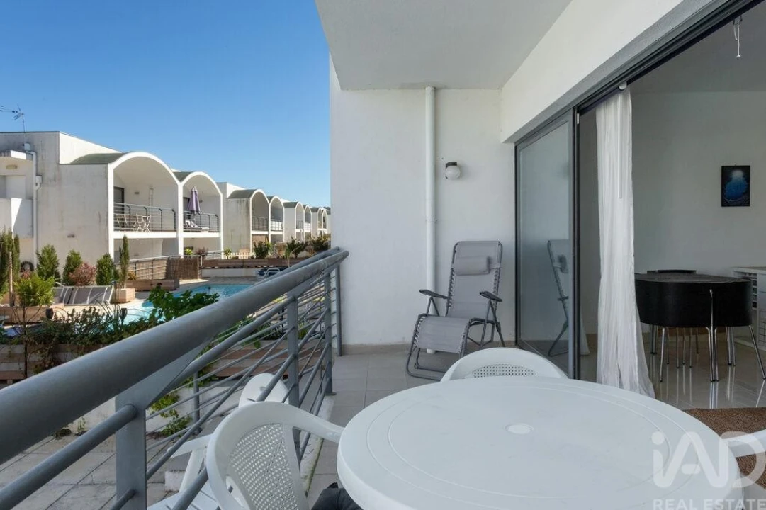 Apartamento T1 para Venda em Quinta do Anjo Foto 4