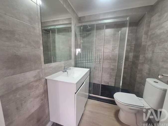 Apartamento T2 para Venda em Rio Tinto Foto 5