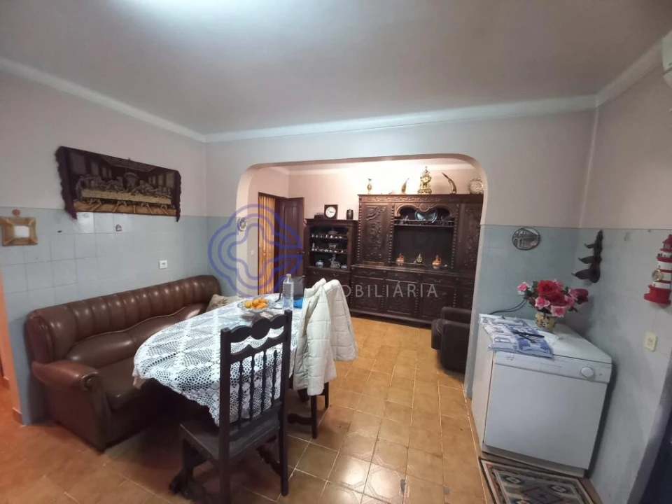 Moradia T4 para Venda em Nossa Sra de Fatima Foto 2