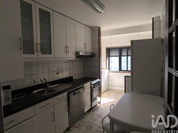 Apartamento T3 para Arrendamento em Paranhos