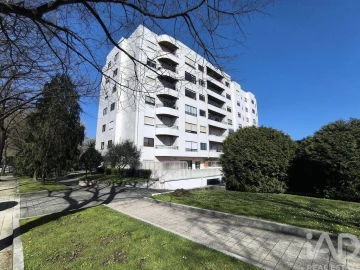 Apartamento T3 para Arrendamento em Paranhos