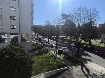 Apartamento T3 para Arrendamento em Paranhos