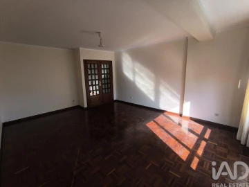 Apartamento T3 para Arrendamento em Paranhos