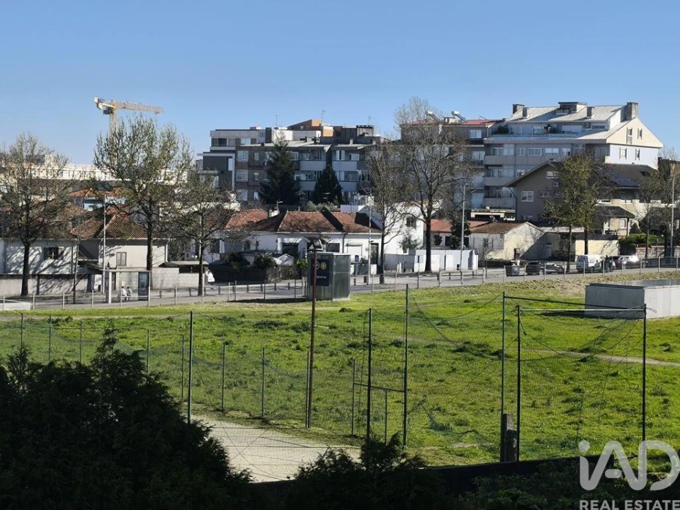 Apartamento T3 para Arrendamento em Paranhos Foto 27