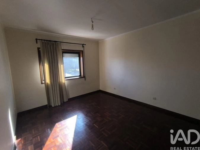 Apartamento T3 para Arrendamento em Paranhos Foto 13