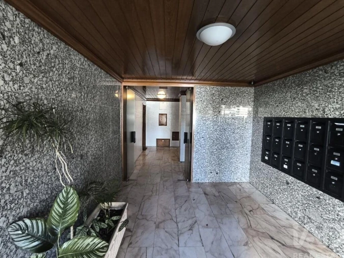 Apartamento T3 para Arrendamento em Paranhos Foto 3
