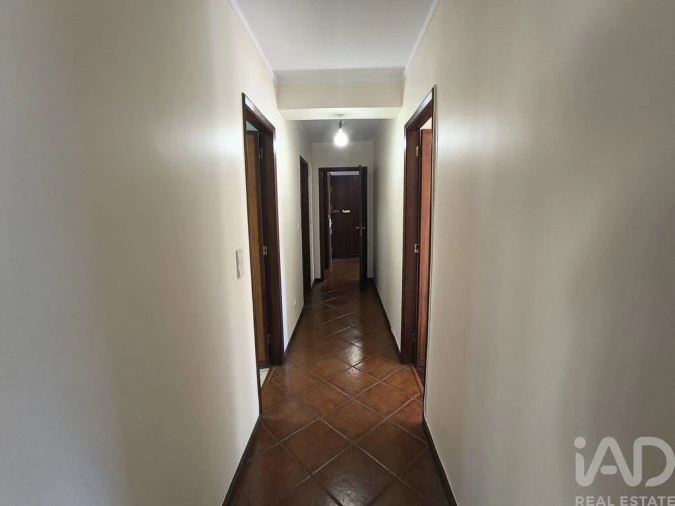 Apartamento T3 para Arrendamento em Paranhos Foto 17
