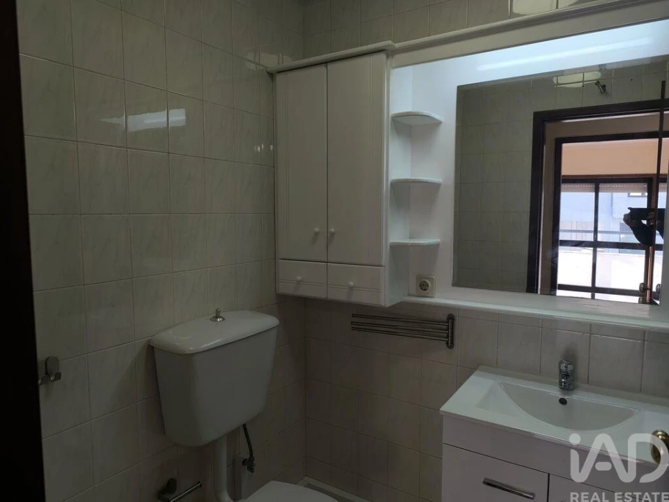 Apartamento T3 para Arrendamento em Paranhos Foto 19