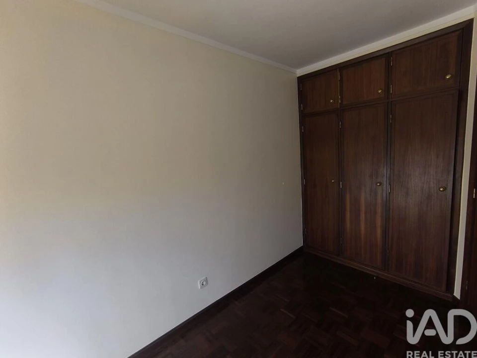 Apartamento T3 para Arrendamento em Paranhos Foto 16