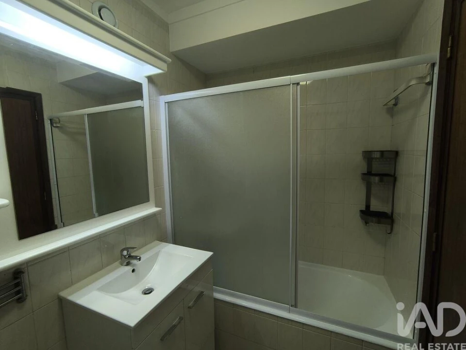 Apartamento T3 para Arrendamento em Paranhos Foto 18