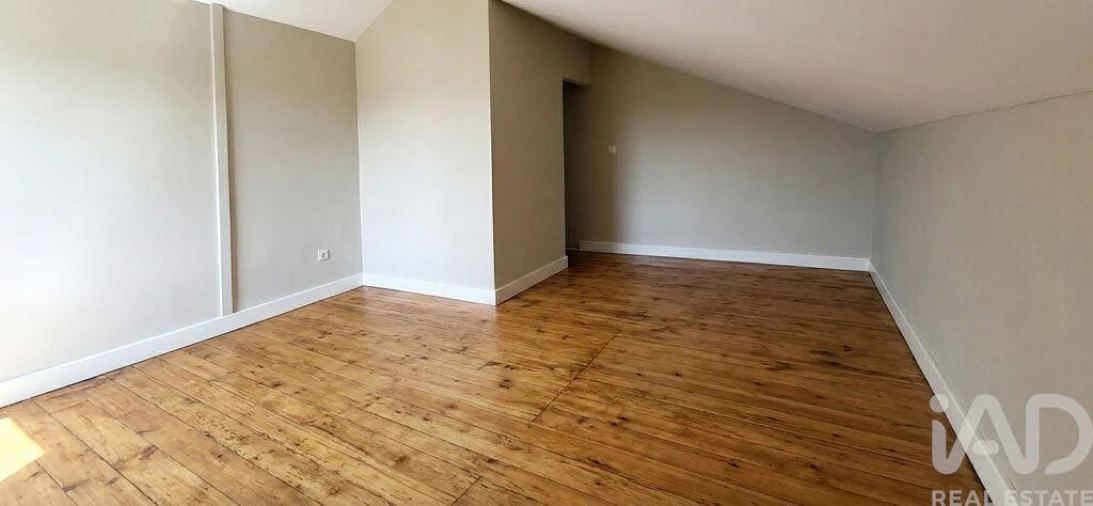 Moradia T3 para Venda em Sangalhos Foto 27