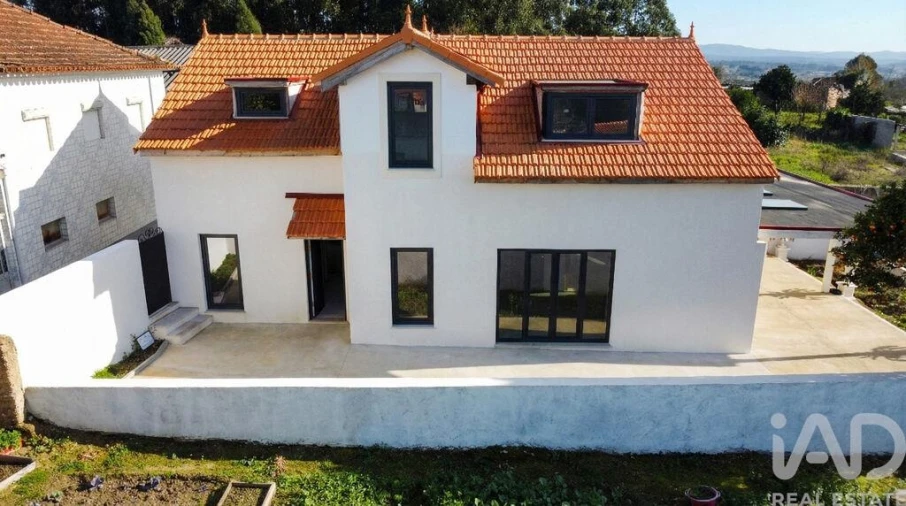 Moradia T3 para Venda em Sangalhos Foto 6