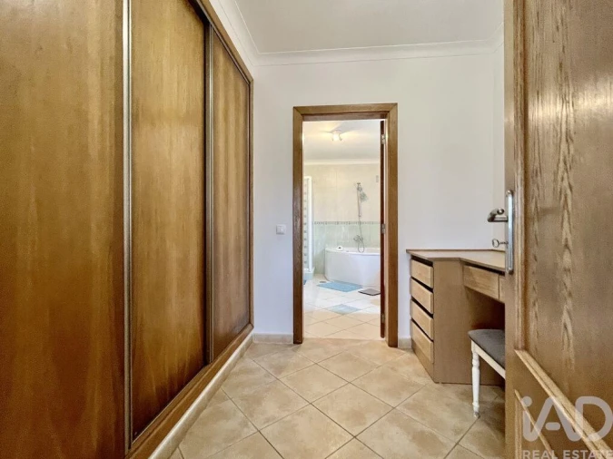 Quinta T4 para Venda em Bensafrim e Barão de São João Foto 14