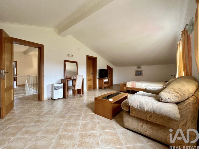 Quinta T4 para Venda em Bensafrim e Barão de São João Foto 23